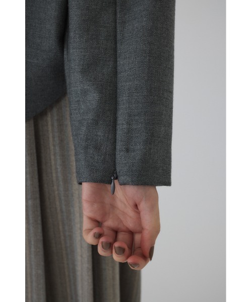 RIM.ARK（リムアーク）の「Wool saxony U curve tops ウールサキソニーユーカーブトップス（シャツ/ブラウス・レディース・ブラック/グレー・FREE）」の17枚目の写真