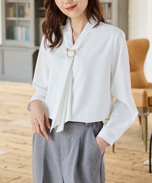 ※きらりんFENNEL.*˚‧新品未使用品　パール付きボウタイブラウス フェンネル FENNEL パールボウタイブラウス （オフホワイト