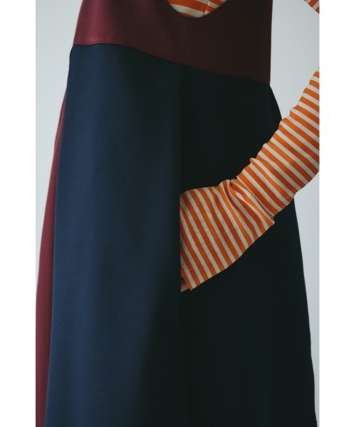 HeRIN.CYE(ヘリンドットサイ)の「Cocoon switching dress コクーンスイッチングドレス(ワンピース・レディース・レッド系その他/ブラック/ブルー系その他3・FREE)」の8枚目の写真