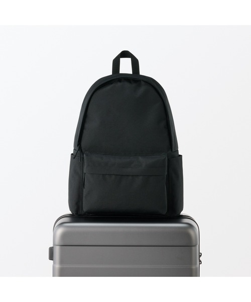 無印良品(ムジルシリョウヒン)の「肩の負担を軽くする 撥水リュックサック(バックパック/リュック・レディース・ラベンダー/ダークブラウン系/ブラック/チャコールグレー/ライトベージュ・FREE)」の17枚目の写真