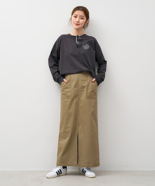 MICA&DEAL(マイカ&ディール)の「バックプリントロゴロングTシャツ(Tシャツ/カットソー・レディース・ホワイト/ベージュ/スミクロ・FREE)」の21枚目の写真