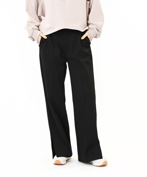 NEW BALANCE(ニューバランス)の「タックパンツ(スラックス・レディース・ブラック/グレー・SMALL/MEDIUM/LARGE/X-LARGE)」の1枚目の写真