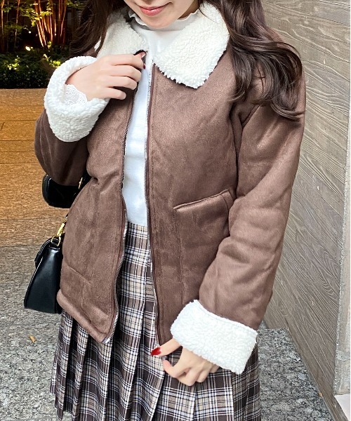 Mejoul（メジュール）の「フェイクムートン 裏ボアジップブルゾン（ブルゾン・レディース・キャメル/ブラウン・L/M）」の4枚目の写真