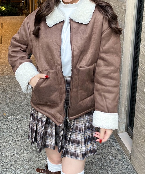 Mejoul（メジュール）の「フェイクムートン 裏ボアジップブルゾン（ブルゾン・レディース・キャメル/ブラウン・L/M）」の12枚目の写真