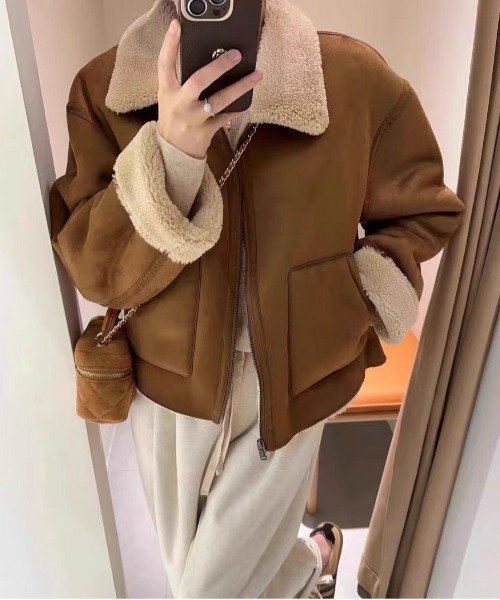 Mejoul（メジュール）の「フェイクムートン 裏ボアジップブルゾン（ブルゾン・レディース・キャメル/ブラウン・L/M）」の17枚目の写真