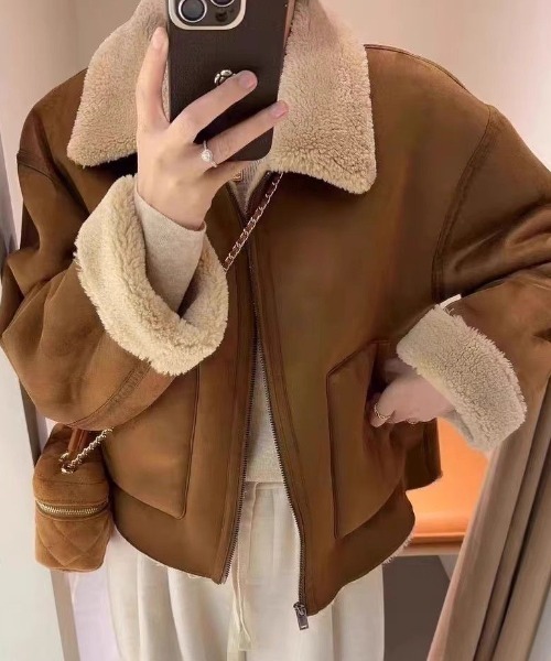 Mejoul（メジュール）の「フェイクムートン 裏ボアジップブルゾン（ブルゾン・レディース・キャメル/ブラウン・L/M）」の19枚目の写真