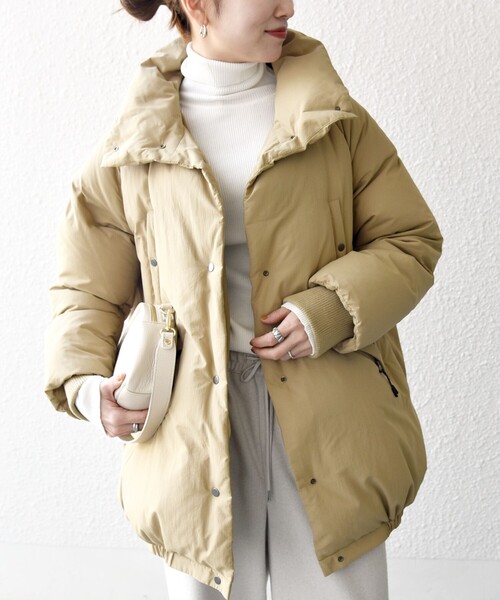 SHIPS any: ナイロン スタンドカラー ダウン コクーン コート（ダウン