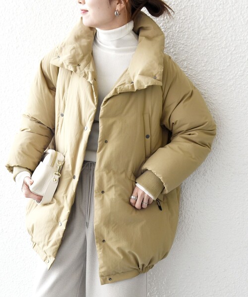 SHIPS any: ナイロン スタンドカラー ダウン コクーン コート（ダウン