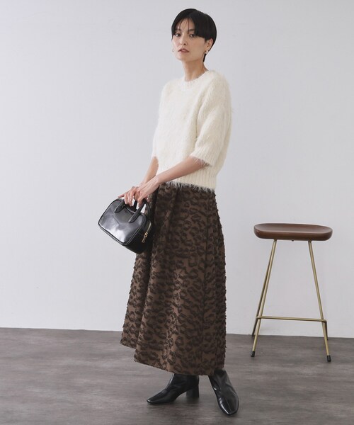 OPAQUE.CLIP（オペークドットクリップ）の「フェザーヤーンニット【洗濯機OK/抗ピル】（ニット/セーター・レディース・ブルー/アイボリー/ダークグレー・38/40/42）」の21枚目の写真