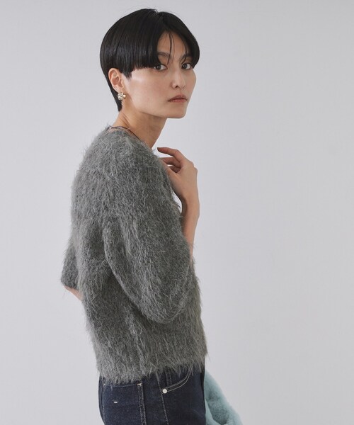 OPAQUE.CLIP（オペークドットクリップ）の「フェザーヤーンニット【洗濯機OK/抗ピル】（ニット/セーター・レディース・ブルー/アイボリー/ダークグレー・38/40/42）」の7枚目の写真