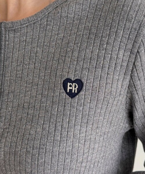fredy emue（フレディエミュ）の「ハート刺繍ヘンリーリブプルオーバー（Tシャツ/カットソー・レディース・オフホワイト/グレー/ブラック/ベージュ・38）」の19枚目の写真