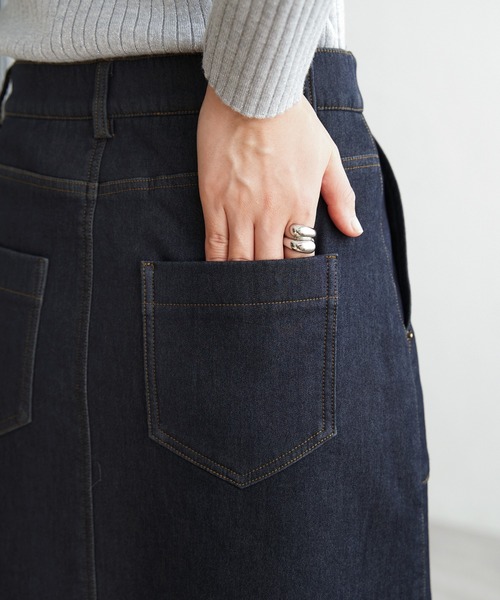 ikka（イッカ）の「ボンディングベイカースカート（スカート・レディース・ブラック/ネイビー/ベージュ・M/L/S）」の5枚目の写真