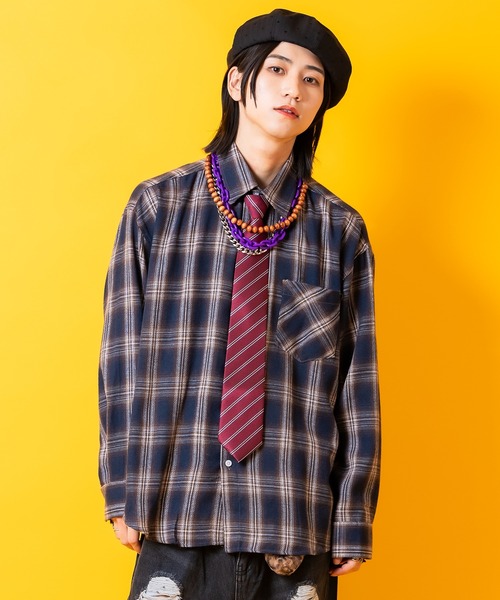 a.p.o.v.(エーピーオービー)の「a.p.o.v. クラシックチェック柄コットンネルシャツ(シャツ/ブラウス・メンズ・ネイビー系1/グレー/ブラック/レッド系1/レッド系2/ブラウン/ダークブラウン/グリーン/ピンク/ベージュ/パープル/イエロー/ネイビー系2/ネイビー系3・ONESIZE)」の8枚目の写真