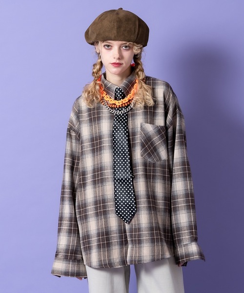 a.p.o.v.(エーピーオービー)の「a.p.o.v. クラシックチェック柄コットンネルシャツ(シャツ/ブラウス・メンズ・ネイビー系1/グレー/ブラック/レッド系1/レッド系2/ブラウン/ダークブラウン/グリーン/ピンク/ベージュ/パープル/イエロー/ネイビー系2/ネイビー系3・ONESIZE)」の5枚目の写真