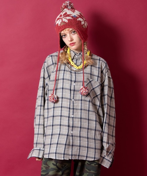 a.p.o.v.(エーピーオービー)の「a.p.o.v. クラシックチェック柄コットンネルシャツ(シャツ/ブラウス・メンズ・ネイビー系1/グレー/ブラック/レッド系1/レッド系2/ブラウン/ダークブラウン/グリーン/ピンク/ベージュ/パープル/イエロー/ネイビー系2/ネイビー系3・ONESIZE)」の3枚目の写真