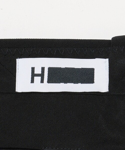 H BEAUTY&YOUTH UNITED ARROWS(エイチビューティーアンドユースユナイテッドアローズ)の「<H>ダブルクロス AMF 1プリーツテーパードパンツ(スラックス・メンズ・ブラック・S/M/L)」の4枚目の写真