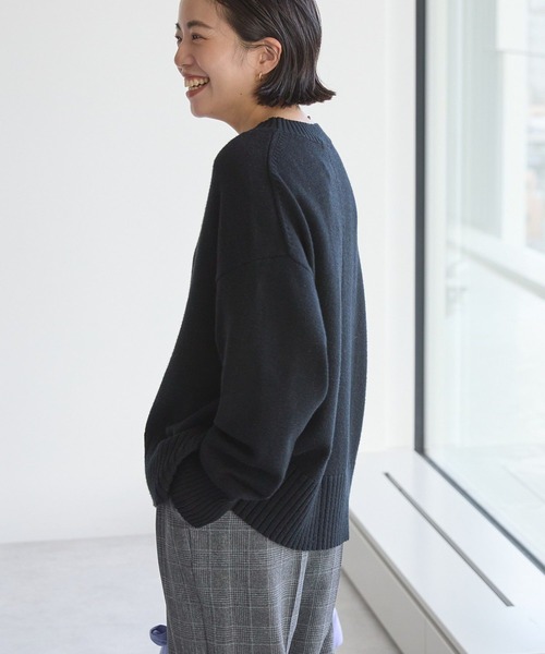 AMERICAN HOLIC(アメリカンホリック)の「バイパチモックネックニットプルオーバー(ニット/セーター・レディース・ブラック/グレイッシュベージュ/オリーブ/アイボリー/レッド/ネイビー・L/M)」の15枚目の写真