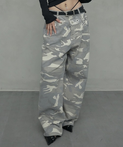 NIIER NOR(ニアノア)の「A'GEM/9 × .kom 『NIIER NOR/ニアノア』 EYELET DOUBLE WAIST PANTS/アイレット ダブルウエスト パンツ(その他パンツ・レディース・ブラック/グレー・S/M)」の2枚目の写真