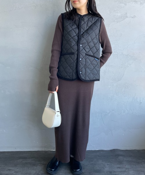 LAVENHAM（ラベンハム）の「[LAVENHAM/ラベンハム] COCOON THORNHAM WOMENS コクーン ソーンハム キルティングベスト（ベスト・レディース・ブラック/カーキ・8/10）」の12枚目の写真