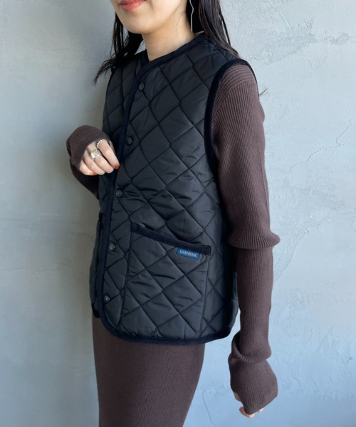 LAVENHAM（ラベンハム）の「[LAVENHAM/ラベンハム] COCOON THORNHAM WOMENS コクーン ソーンハム キルティングベスト（ベスト・レディース・ブラック/カーキ・8/10）」の6枚目の写真