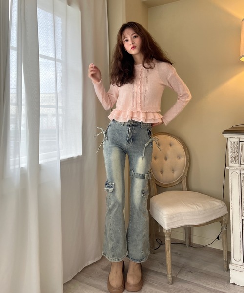 MORE self LOVE(モアセルフラブ)の「サイドベルトカーゴフレアデニム(デニムパンツ・レディース・ブルー・FREE)」の8枚目の写真