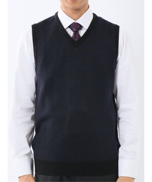 TAKA-Q（タカキュー）の「【ウォッシャブル ウール混】タカキュー ヘリンボン柄 プルオーバーベスト（ベスト・メンズ・グレー系その他2/ネイビー・MEDIUM/X-LARGE/LARGE）」の16枚目の写真