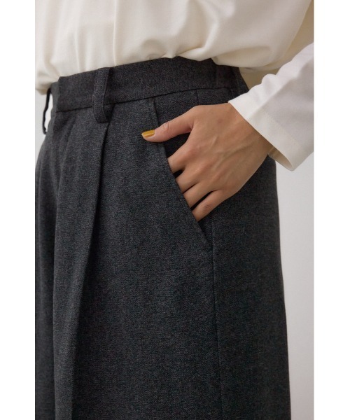 AZUL by moussy(アズールバイマウジー)の「ウールライクハーフパンツ(スラックス・レディース・ブラック/グレー系その他・SMALL/MEDIUM)」の21枚目の写真