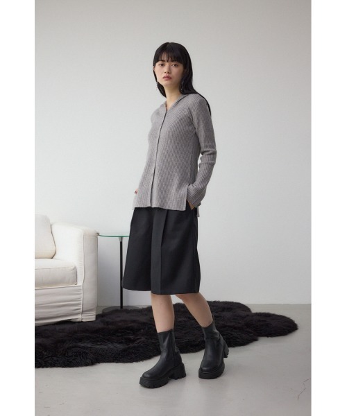 AZUL by moussy(アズールバイマウジー)の「ウールライクハーフパンツ(スラックス・レディース・ブラック/グレー系その他・SMALL/MEDIUM)」の5枚目の写真