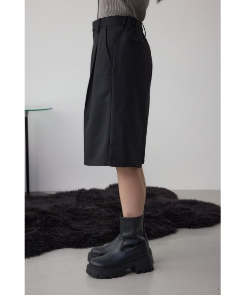 AZUL by moussy(アズールバイマウジー)の「ウールライクハーフパンツ(スラックス・レディース・ブラック/グレー系その他・SMALL/MEDIUM)」の7枚目の写真