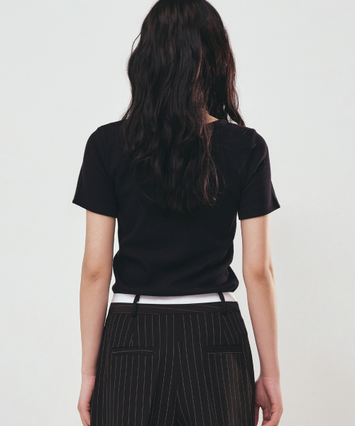 NICK&NICOLE（ニックアンドニコール）の「LABEL SLIM HALF TOP_BLACK（Tシャツ/カットソー・レディース・その他・FREE）」の3枚目の写真