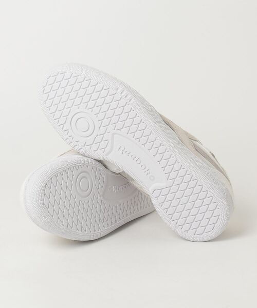 Reebok(リーボック)の「クラブシー リベンジ ヴィンテージ / CLUB C REVENGE VINTAGE(スニーカー・メンズ・カーキブラウン/アイボリー・22.5cm/23.0cm/24.5cm/25.0cm/25.5cm/26.0cm/26.5cm/27.0cm/27.5cm/28.0cm/28.5cm/30.0cm/23.5cm/24.0cm/29.0cm)」の21枚目の写真