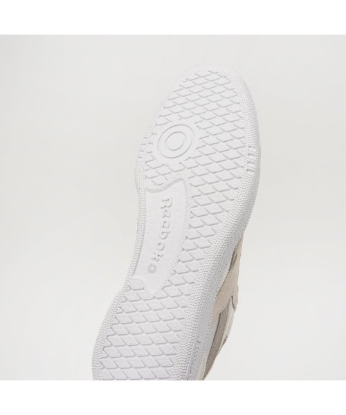 Reebok(リーボック)の「クラブシー リベンジ ヴィンテージ / CLUB C REVENGE VINTAGE(スニーカー・メンズ・カーキブラウン/アイボリー・22.5cm/23.0cm/24.5cm/25.0cm/25.5cm/26.0cm/26.5cm/27.0cm/27.5cm/28.0cm/28.5cm/30.0cm/23.5cm/24.0cm/29.0cm)」の17枚目の写真