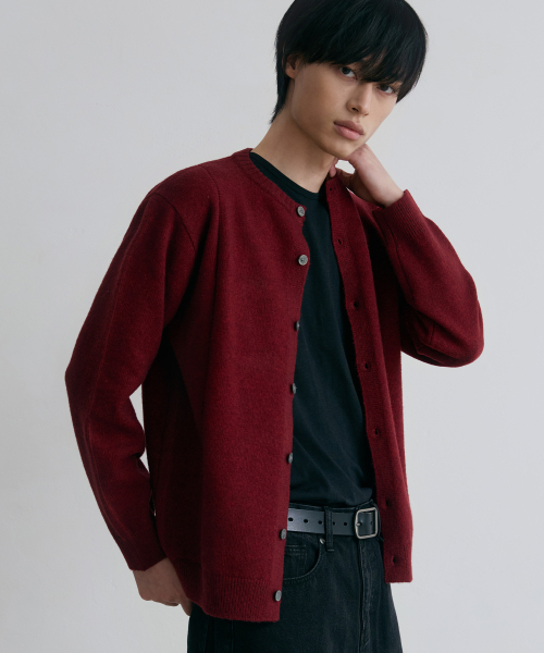 NODU（ノードユー）の「シングルラインラウンドカーディガン[バーガンディ]（カーディガン/ボレロ・メンズ・その他・MEDIUM/LARGE）」の2枚目の写真