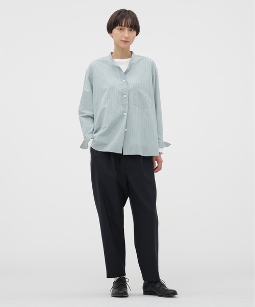 MARGARET HOWELL（マーガレットハウエル）の「SIMPLE STRIPE COTTON SHIRT（シャツ/ブラウス・レディース・ホワイト/ブルー系その他2・2/1）」の3枚目の写真