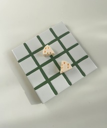 IRADOWL（アイラドール）の「【アイラドール room】チーズ型マグネット2個セット（インテリア雑貨）」