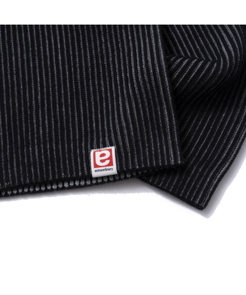 EXTRAORDINARY(エクストラオーディナリー)の「STAR JACQUARD SWEATER BLACK(ニット/セーター・メンズ・その他・X-LARGE/MEDIUM/LARGE)」の6枚目の写真
