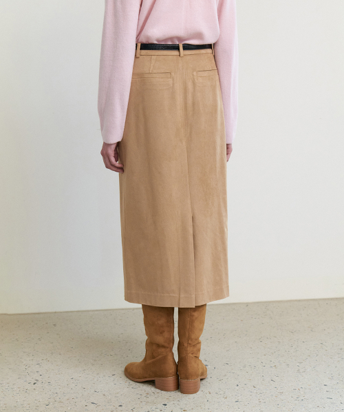 STEP AROUND(ステップアラウンド)の「Suede H-line skirt_BEIGE(スカート・レディース・その他・SMALL/MEDIUM)」の4枚目の写真