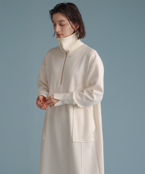 Bou Jeloud（ブージュルード）の「ウールライクメルトンハーフジップワンピース（ワンピース・レディース・チャコールグレー/オフホワイト・FREE）」の2枚目の写真