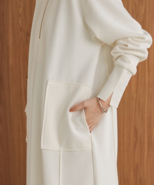 Bou Jeloud（ブージュルード）の「ウールライクメルトンハーフジップワンピース（ワンピース・レディース・チャコールグレー/オフホワイト・FREE）」の13枚目の写真