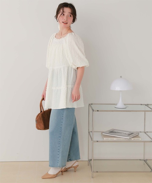 titivate(ティティベイト)の「スクエアネックチュニックトップス/シュシュセット(シャツ/ブラウス・レディース・ライトブルー/ブラック/オフホワイト・L/M/S)」の9枚目の写真