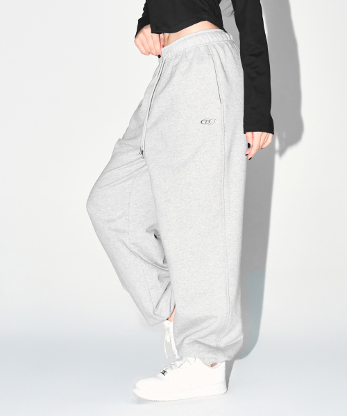 BORN TO WIN（ボーントゥウィン）の「W SEMI WIDE SWEAT JOGGER PANTS [MELANGE GREY]（スウェットパンツ・レディース・その他・1/2）」の10枚目の写真