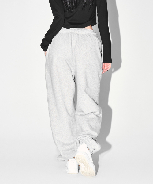 BORN TO WIN（ボーントゥウィン）の「W SEMI WIDE SWEAT JOGGER PANTS [MELANGE GREY]（スウェットパンツ・レディース・その他・1/2）」の11枚目の写真