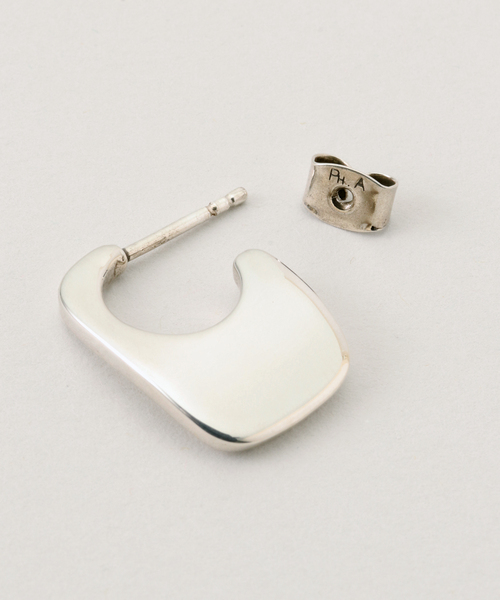 PHILIPPE AUDIBERT（フィリップ オーディベール）の「【PHILIPPE AUDIBERT】 Niles earring Lbrass s（ピアス（両耳用）・レディース・シルバー・FREE）」の7枚目の写真