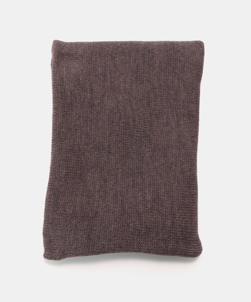 FRAMeWORK(フレームワーク)の「HIGHLAND2000 BIG SCARF MERINO WOOL(マフラー・レディース・レッド/ホワイト系その他/グレー・FREE)」の2枚目の写真