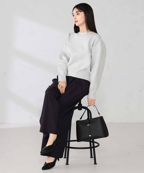 a.v.v(アーヴェヴェ)の「ストライプタックワイドパンツ(その他パンツ・レディース・ブラウン・38/40)」の9枚目の写真