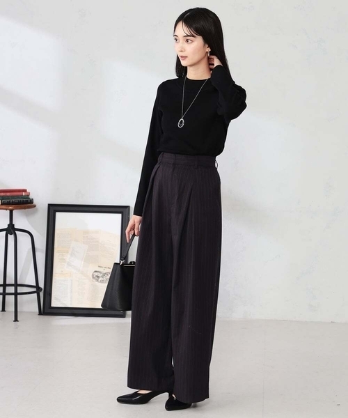 a.v.v(アーヴェヴェ)の「ストライプタックワイドパンツ(その他パンツ・レディース・ブラウン・38/40)」の13枚目の写真