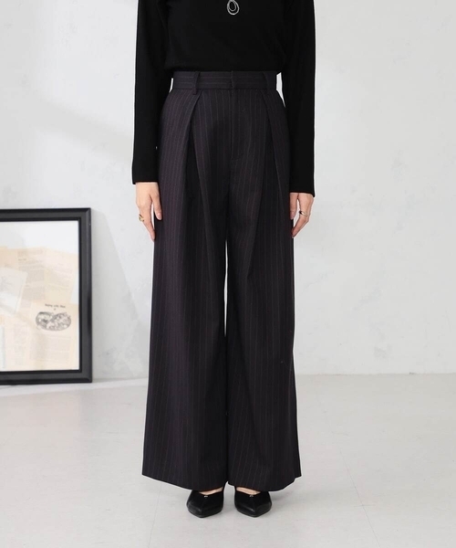a.v.v(アーヴェヴェ)の「ストライプタックワイドパンツ(その他パンツ・レディース・ブラウン・38/40)」の15枚目の写真