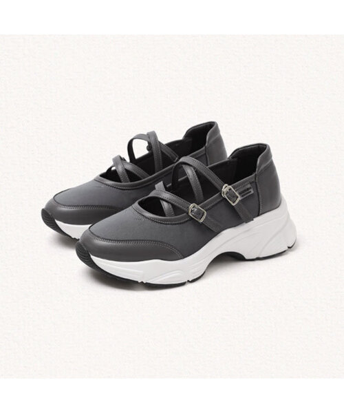 MAC MOC（マックモック）の「ローバー ダブルバックルチャンキースニーカー_3カラー 5cm（スニーカー・レディース・ブラウン/グレー/ブラック・22.5cm/23cm/23.5cm/24cm/24.5cm/25cm）」の2枚目の写真