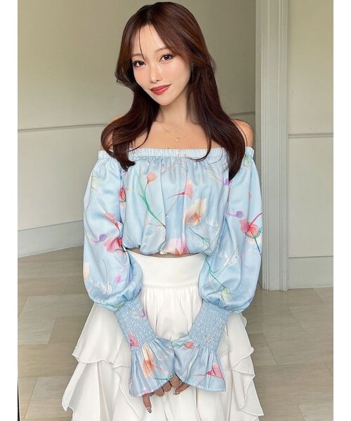 RESEXXY（リゼクシー）の「【memorif.】フラワークロップドオフショルブラウス（シャツ/ブラウス・レディース・ブルー/ホワイト/オレンジ・FREE）」の5枚目の写真