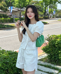 BASIKA（バシカ）の「Shirring Puff Blouse (White)（シャツ/ブラウス）」